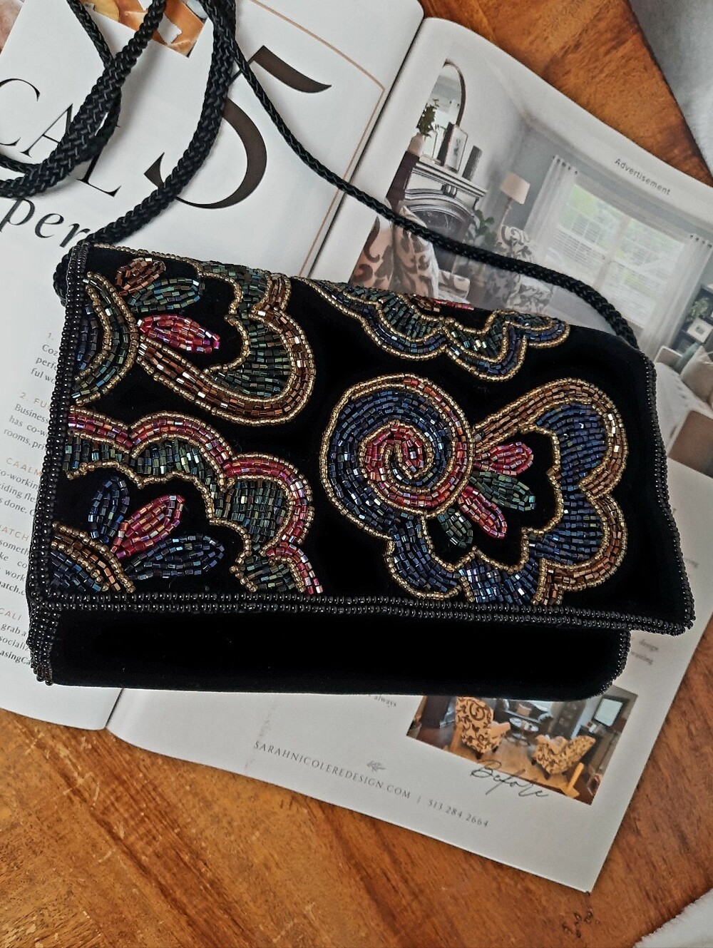 Black Beaded Floral Evening Crossbody - Picture 4 of 11